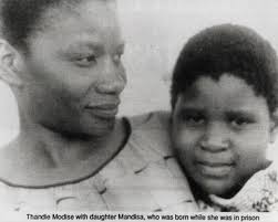 Upload Information: Posted by: deleted_account. Image dimensions: 394 pixels by 315 pixels. Photo title: Thandi Modise with her daughter. - jrka0mja4w3uajwa