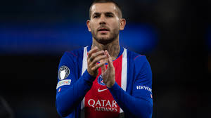 Lucas Hernandez arrière gauche, Rodri sur le banc : les compos — Eurosport