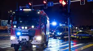 Strażacy pukali do drzwi i nakazywali ewakuację. Nocna akcja na Naramowicach po rozszczelnieniu gazociągu