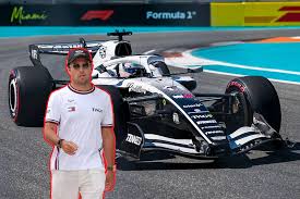 Checo Pérez no se derrumba pese a las pocas oportunidades con Cadillac en F1