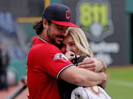 Guardians catcher Austin Hedges proposes to his girlfriend at Progressive Field after win over Orioles