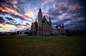 Znalezione obrazy dla zapytania moszna