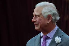 Rádio britânica anuncia a morte de rei Charles III por engano e pede desculpas