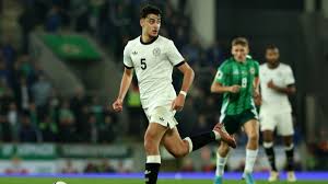 Aleksandar Pavlovic ganz privat: Vom Balljungen zum Nationalspieler - so lebt der Bayern-Star