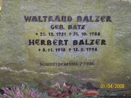 Grab von Waltraud Balzer (geb. Batz) (25.12.1921-31.10.1988 ...