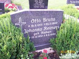 Grab von Otto Bruns (16.09.1915-23.05.1990), Friedhof Bagband