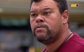 Babu explode com Jonas após confusão na fila do raio-x do BBB 26: 'Hipocrisia'