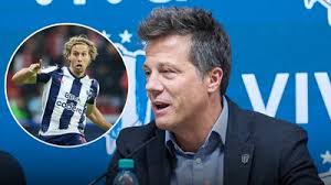 ‘Tiene la posibilidad de renovar DE INMEDIATO’: Tato Noriega y el futuro de Canales en Rayados