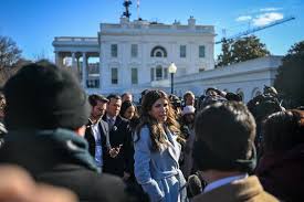 Trump Holds 2-Hour Meeting With Noem Amid Backlash to Minneapolis Shooting