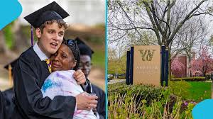 Viral pic of graduating student and dining hall worker at US school warms hearts
