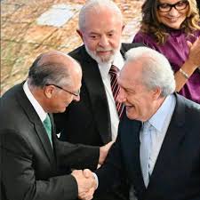 Alckmin presta homenagem a Lewandowski após saída do governo: 'admirável'