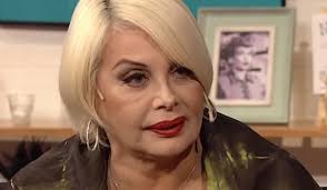 ¡Escándalo! Carmen Barbieri incendia streaming y brilla en el teatro