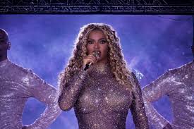Beyoncé's Second Resurfaced Video Fuels Fan Theory: 'Someone Is Pushing the 