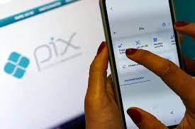É preciso declarar Pix no Imposto de Renda 2026? Veja perguntas e respostas