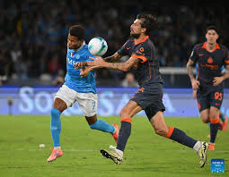 Napoli vs Inter: ¡Partidazo con Goles y Drama en la Serie A! - Imagen principal del artículo