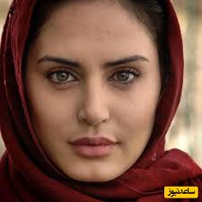 شیطنت عجیب گربه پشمالو الناز شاکردوست برای پیدا کردن جای خواب که مسبب کار خیر شد / آخه فسقلی جا بود پیدا کردی برای خواب؟ این همه