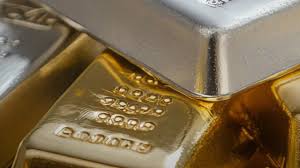 सोना और चांदी की कीमतों में बड़ी गिरावट, MCX पर धड़ाम हुए दोनों कीमती धातु के भाव