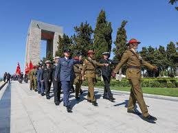 'In peace or conflict: Aussies abroad mark Anzac Day