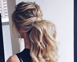 Image of Ponytail prom hairstyle