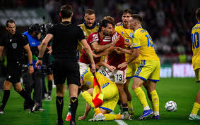украина
