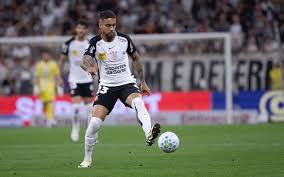 Matheus Pereira exalta Diniz e vê Corinthians 'pronto' para o 2° semestre