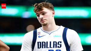 Is Cooper Flagg playing tonight vs the Los Angeles Lakers? Latest update on the Dallas Mavericks star's i
