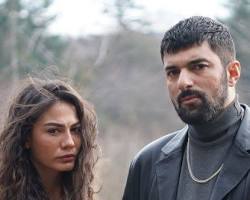 صورة بوراك دينيز في دور عمر في مسلسل اسمي فرح