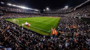 Xabi Alonso Eyes Valencia's Javi Guerra for Real Madrid Amidst Mestalla's Passion