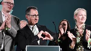 cem özdemir politik