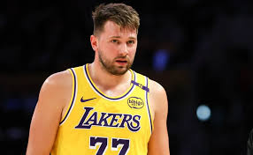 ¡Doncic Vuelve! Lakers vs Grizzlies: ¿Juega Hoy la Estrella?
