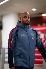 FC Bayern: Kompany setzt DFB-Star auf die Bank — BILD