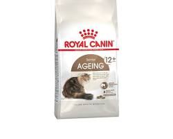 Royal Canin Ageing 12+ dry cat food in its original packagingの画像