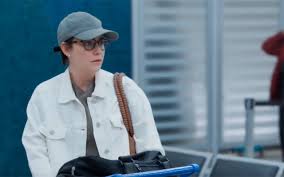 Três Graças: Samira dá fio de cabelo para Raul fazer DNA e foge do país