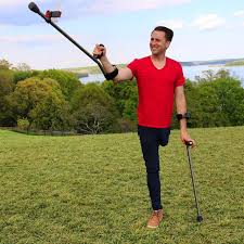 Résultat de recherche d'images pour "1 legged athlete"