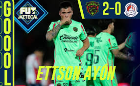 Ettson Ayón aumenta la ventaja de Juárez desde el punto penal ante San Luis