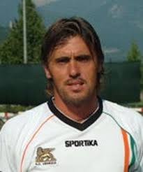 ... l&#39;ex difensore dell&#39;Udinese è il nuovo tecnico rossoblu, Molinari torna come direttore generale. di Stefano Bruni. Alessandro Calori è il nuovo tecnico ... - calori