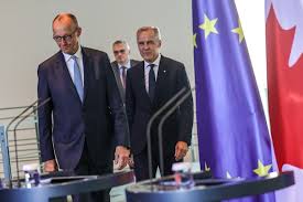 Canada Narrows Submarine Deal to German and South Korean Firms