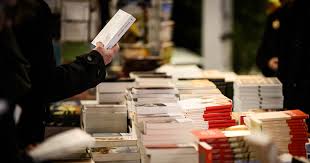 Amélie Nothomb REINE des ventes! Découvrez son secret littéraire!