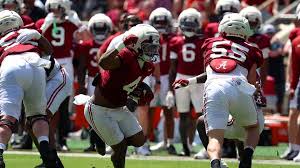 Alabama sophomore who is 'ahead of schedule' could be close to snatching a starting OL spot