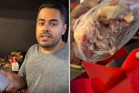 Dono de açougue envia restos de carne a cliente que fez falso Pix