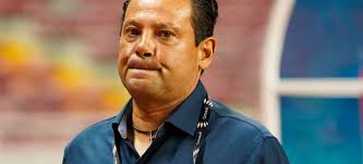 Jeaustin Campos, portero costarricense en acci&oacute;n con la selecci&oacute;n nacional