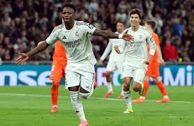 Real Madrid vence con goles sudamericanos y comanda fútbol español
