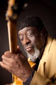 James Blood Ulmer – kitara, vokal. Queen Esther – vokal. Charles Burnham – violina. Warren Benbow – bobni. Za začetek sobotnega večera vas vabimo na koncert ... - James_Blood_Ulmer-0382