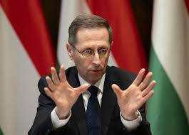 Magyar Forint : la rencontre qui retient son souffle — image 4