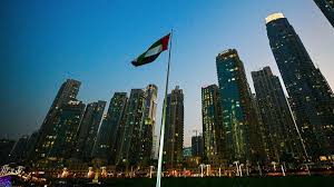 CEO de petrolera estatal de EAU defiende 