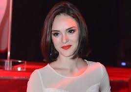 Resultado de imagem para fotos da Isabelle Drummond