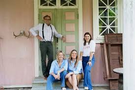 Poikkeuksellinen reaktio Huvila ja huussi -ohjelman tekemään muutokseen – ”Ei helvetti”