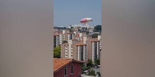 Blimp advertising Brazilian soccer club crashes, deflates