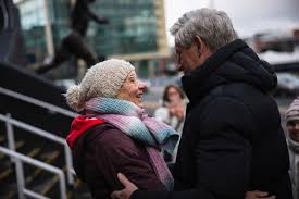 Krasse oma Blandinie (75) reist met haar kinderen al jarenlang naar bijna élke uitwedstrijd van PSV: ‘Ik ben jarig en wil in Newcastle maar één cadeau’