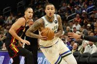 Hawks Bucks Basketball